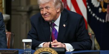 Trump dice "que no quedará nada" de Irán si no aceptan el acuerdo de paz