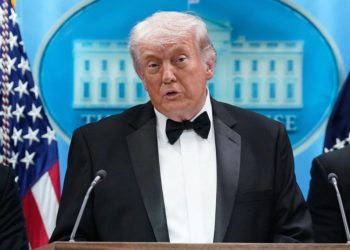 Trump advierte que estadidad de Puerto Rico sería "un desastre" si demócratas gobernaran