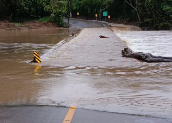 Vaguada deja severos daños en regiones del país
