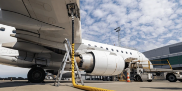 Líneas aéreas dicen aviación está en una encrucijada