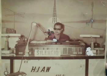 La radio dominicana cumple 100 años de constantes transformaciones