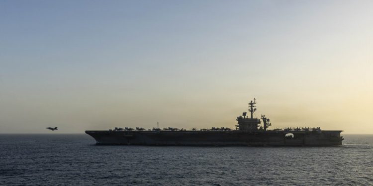 EEUU afirma haber destruido centros de mando iraníes tras ataque en Ormuz