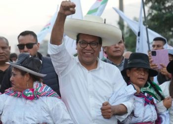 Fujimori y Sánchez van a la segunda vuelta electoral