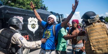 Bahamas deporta a más de 100 haitianos