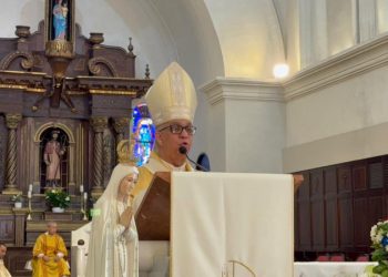 Iglesia católica llama a comunicadores a proteger la dignidad humana