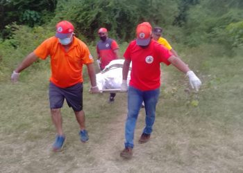 Defensa Civil recupera cadáver en el río Yaque del Norte en Santiago