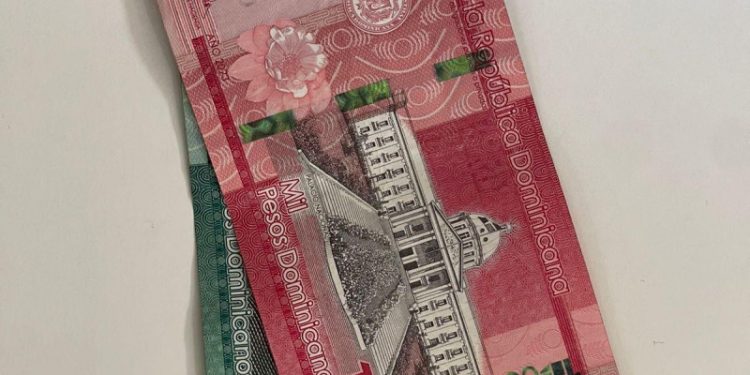 Bono Madre 2026: qué se puede hacer con estos 1,500 pesos