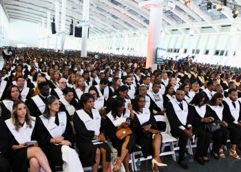 UFHEC celebra su cuadragésima octava graduación ordinaria con 2,185 nuevos profesionales