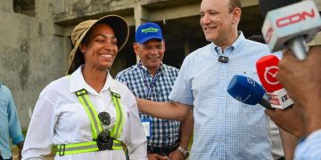 Alcalde Ulises Rodríguez: estación de bomberos en Santiago se construirá con seguridad y estudios actualizados