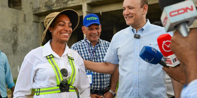Alcalde Ulises Rodríguez: estación de bomberos en Santiago se construirá con seguridad y estudios actualizados