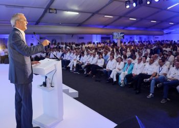 Presidente Abinader llama a cuidar al PRM con “humildad, unidad y determinación”, aseguró que el partido continuará en el poder haciendo las grandes transformaciones iniciadas en 2020