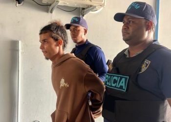 Trasladan desde Haití a “El Pollito”, acusado de matar de un disparo a su amigo durante una fiesta de cumpleaños en Santiago