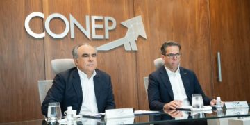 Conep critica aprobación de "urgencia" Ley de Residuos Sólidos, asegura debilita debate legislativo
