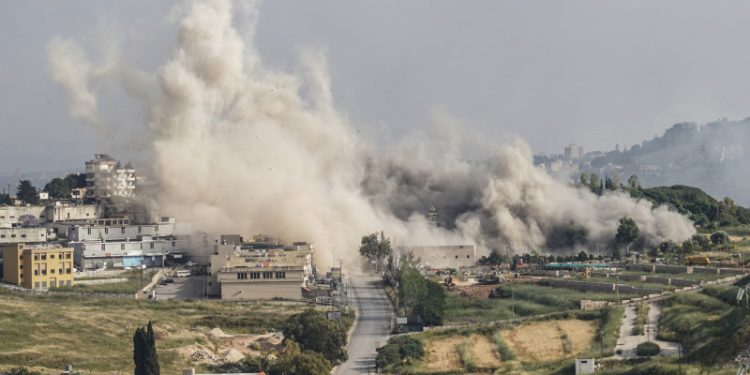Israel ataca hospitales en el Líbano y pone a 13.500 embarazadas en riesgo, alerta la ONU