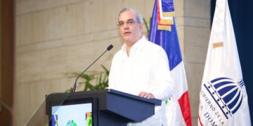 Abinader felicita al nuevo presidente electo de Colombia
