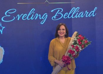 Eveling Belliard se despide de "Telenoticias" , donde permaneció casi cuatro décadas