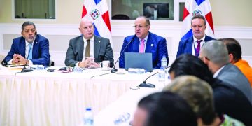 Magín Díaz: más del 90% estimado en plan anticrisis provendrá del 1% más rico