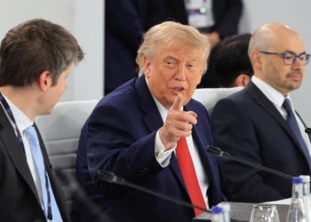 Trump amenaza con atacar a Irán si no detiene a sus "aliados en el Líbano"