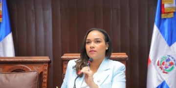 Por ruido de los diputados, detienen lectura de proyecto de ley que aumentaría impuestos