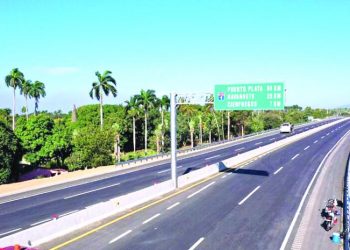Genera controversia designar Circunvalación de Santiago con nombre Jorge Blanco