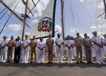 Armada Dominicana despide crucero internacional “Hermandad de los Mares Verano 2026”