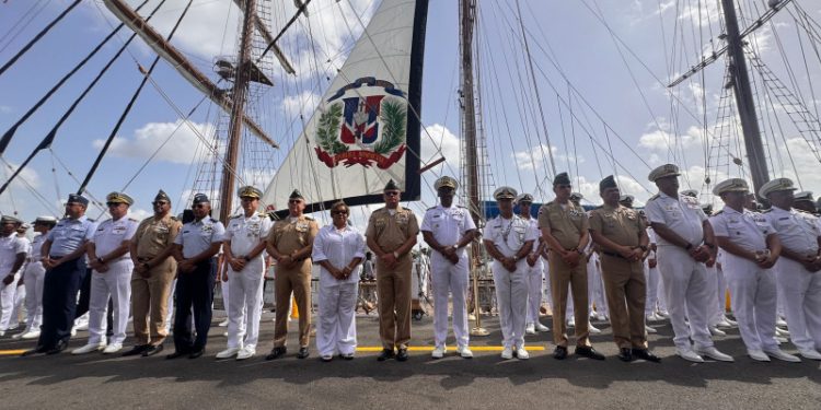 Armada Dominicana despide crucero internacional “Hermandad de los Mares Verano 2026”