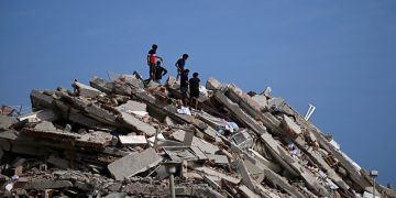 El Gobierno de Venezuela eleva a 235 los muertos y a 4,300 los heridos por terremotos