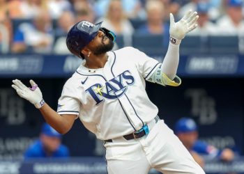 Junior Caminero, el dominicano número 37 en conectar 3 jonrones en un juego