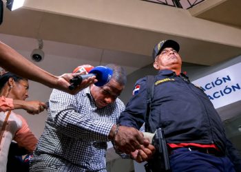 Dictan 18 meses de prisión preventiva a expresidente del Patronato del Oncológico del Cibao y su esposa