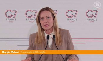 “Italia y yo no rogamos”, dice Meloni tras comentarios burlones de Trump sobre una foto en el G7