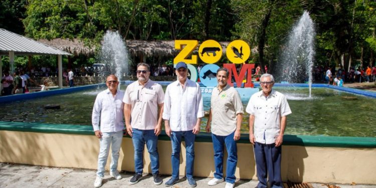 Presidente Abinader visita el Zoológico Nacional tras más de 20 años sin la presencia de un mandatario