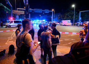 Al menos un muerto y 15 heridos en atropello múltiple en Berlín durante el Día del Orgullo