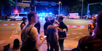 Al menos un muerto y 15 heridos en atropello múltiple en Berlín durante el Día del Orgullo