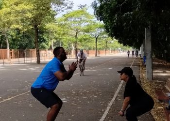Cuando cae la tarde, Santiago cambia de ritmo