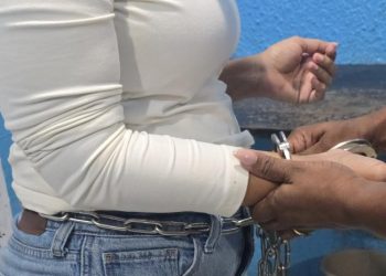 Una dominicana es extraditada a Estados Unidos por tráfico de metanfetaminas