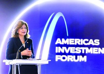 Vicepresidenta destaca posicionamiento del país como uno de los principales destinos de inversión