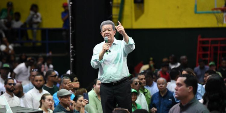 Leonel Fernández promete mayor participación de la juventud para las elecciones de 2028