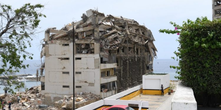 Suben a 3,342 los fallecidos y a 16,740 los heridos por los terremotos en Venezuela