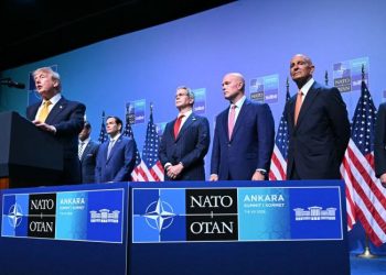 Trump ofrece a la OTAN un amplio e inesperado abrazo