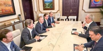 Mecanización en industria azucarera remplaza miles de trabajadores extranjeros