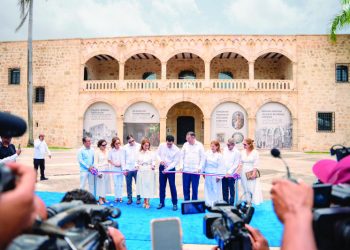 Mitur termina los trabajos de restauración del Alcázar de Colón e inicia proyecto de alumbrado