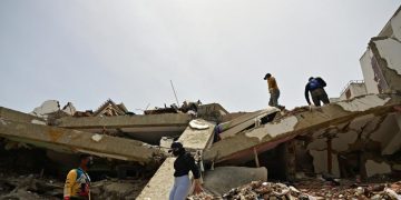 Venezuela desmiente recientes rescates de sobrevivientes a casi un mes del doble terremoto