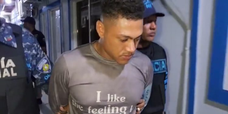 Se entrega expareja de joven hallada muerta en la Circunvalación Norte de Santiago