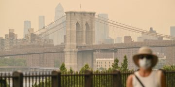 Humo peligroso de incendios forestales en Canadá afecta a EEUU