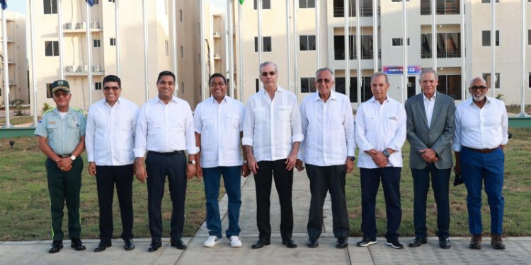Abinader dice infraestructuras están listas para inicio de Juegos Centroamericanos y del Caribe