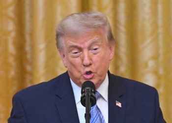 Trump acusa a China del "mayor pirateo de datos electorales de la historia" en 2020