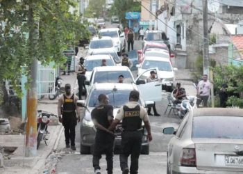 DNCD ocupa drogas y apresa a 19 personas durante operativos en Santo Domingo Norte
