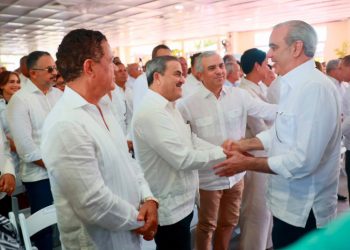 Abinader atribuye a productores salida del país del mapa de hambre