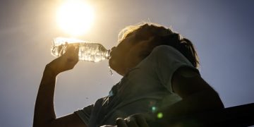 CIELO DESPEJADO EN LAS HORAS MATUTINAS ALGUNOS AGUACEROS DISPERSOS POR VAGUADA EN LA TARDE TEMPERATURAS MUY CALUROSAS