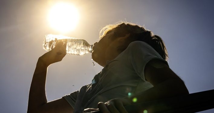 CIELO DESPEJADO EN LAS HORAS MATUTINAS ALGUNOS AGUACEROS DISPERSOS POR VAGUADA EN LA TARDE TEMPERATURAS MUY CALUROSAS